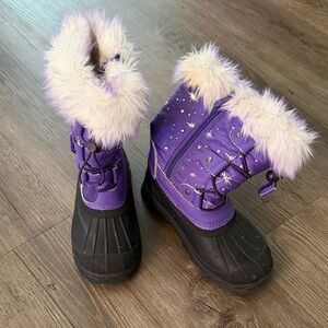 Dream Paris Youth 13 Purple and Black Snow Boots with Fur Trim